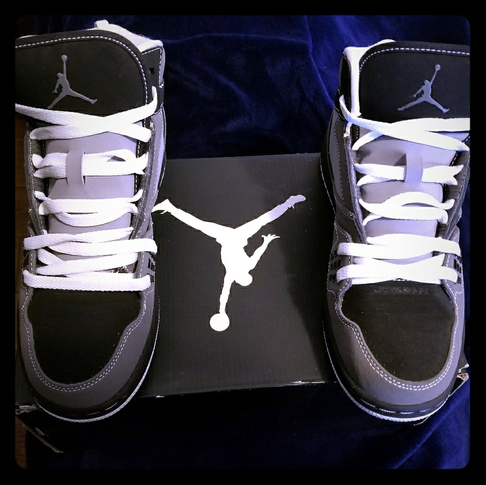 JORDAN 1 Flight